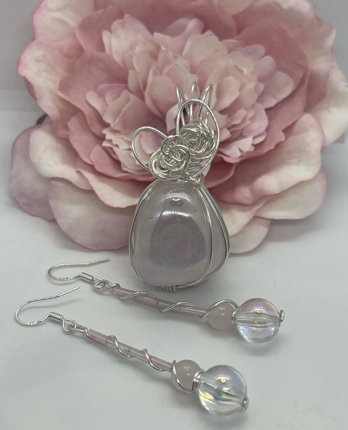 Rose Aura